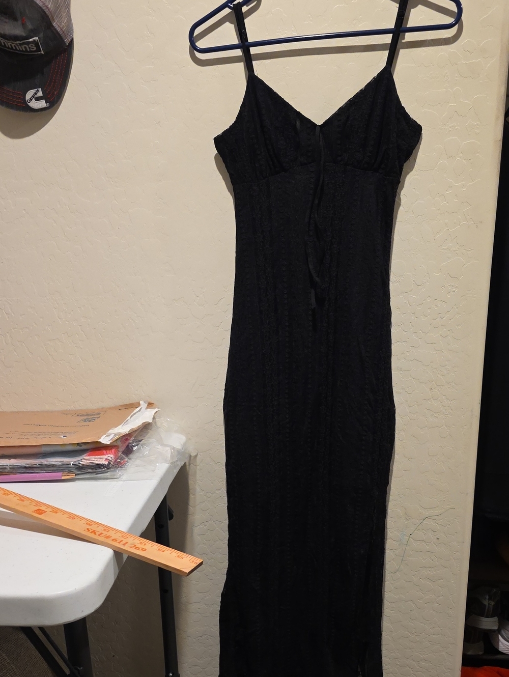 Sleek Black Spaghetti-Strap Maxi Dress